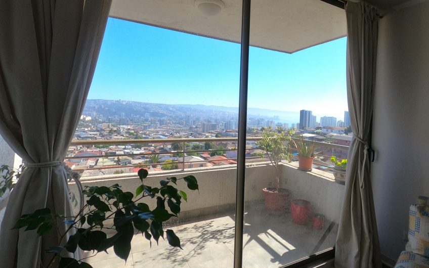 AMPLIO DEPARTAMENTO 3 DORMITORIOS, 2 ESTACIONAMIENTOS